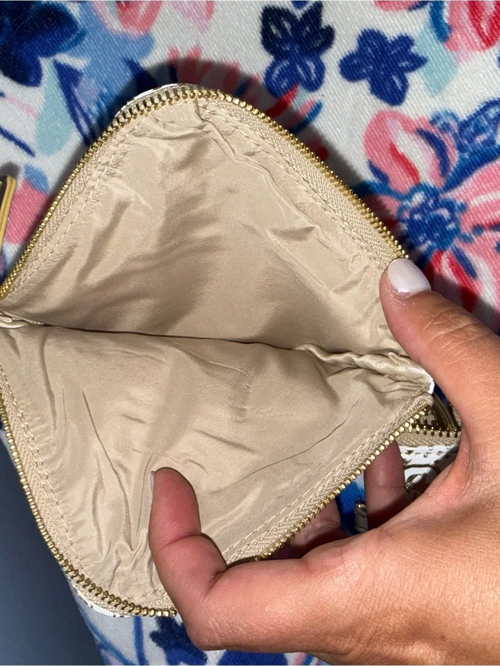 Lilly Pulitzer Gold Floral Zip Around Tablet iPad Folio Organizer + Pouch